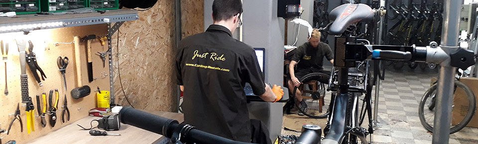 Full service bicycle maintenance and repair workshop in Sintra